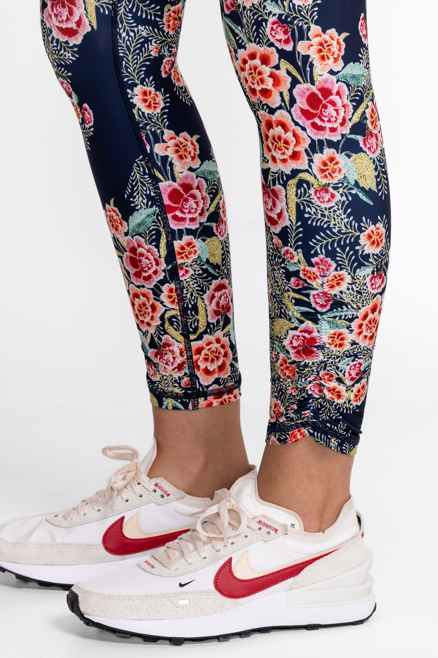 ESS+ BLOSSOM All-Over Print Leggings, Pants & Tights