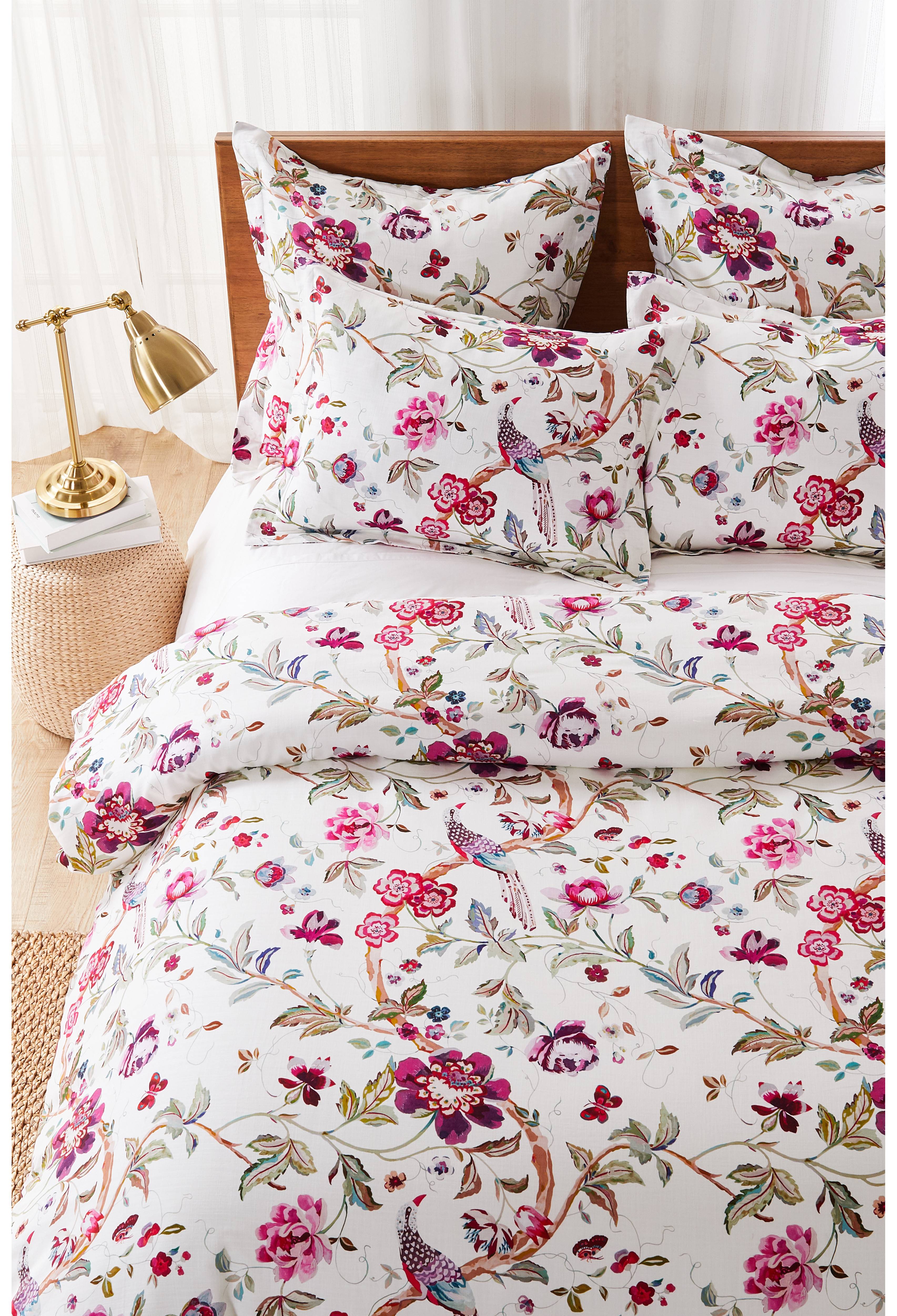 Kirby Standard Pillow Shams Pair, , large image number 4