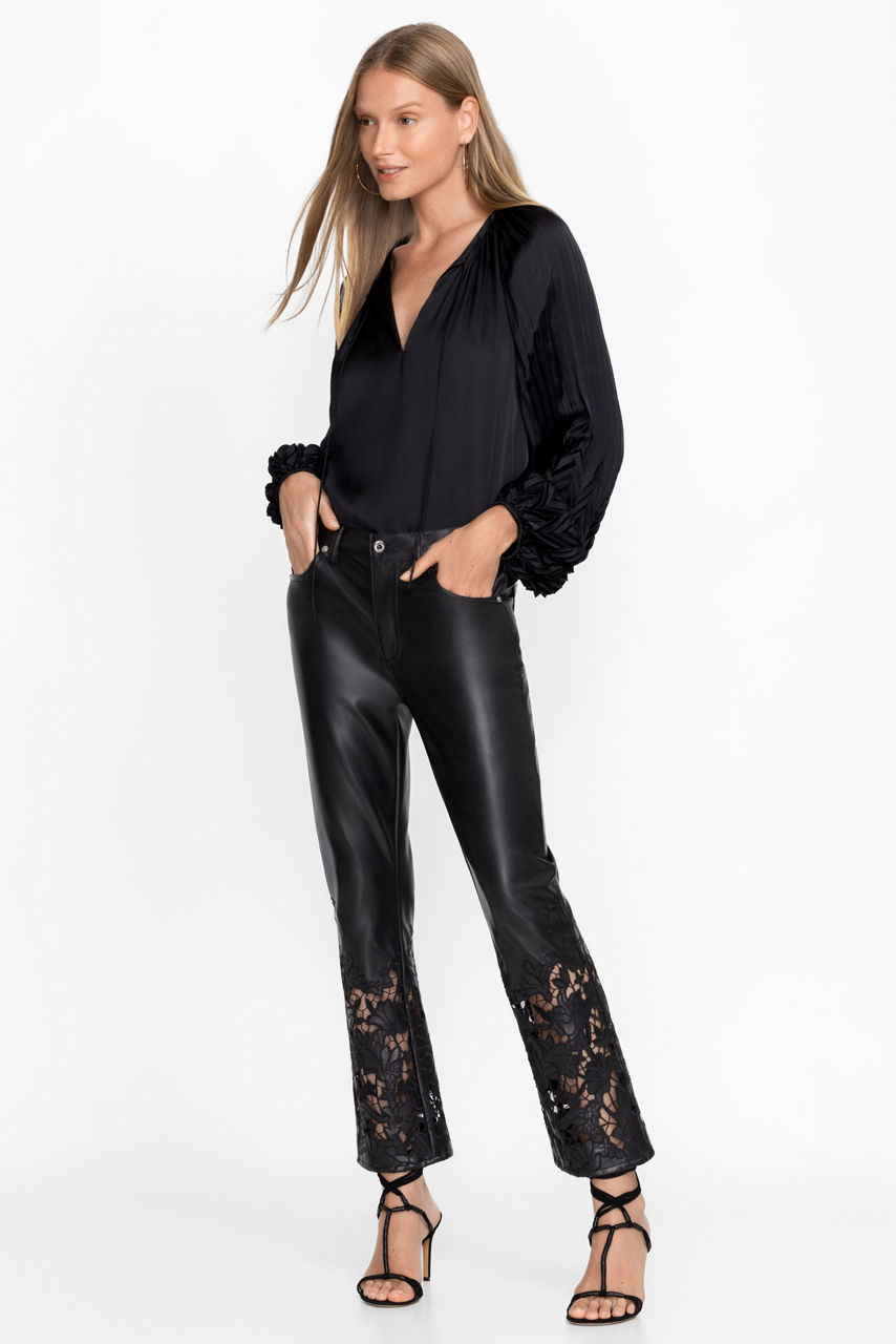 ZARA Faux Leather Trousers, Women's Fashion, Bottoms, Jeans & Leggings on  Carousell