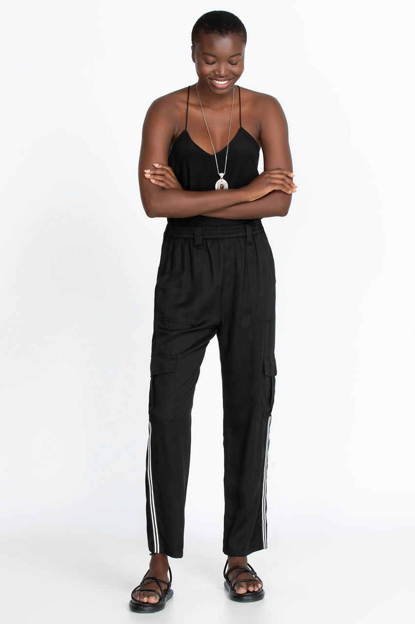 ADIDAS Women Fashion Black Long Pants Joggers Pants, Women's Fashion,  Activewear on Carousell